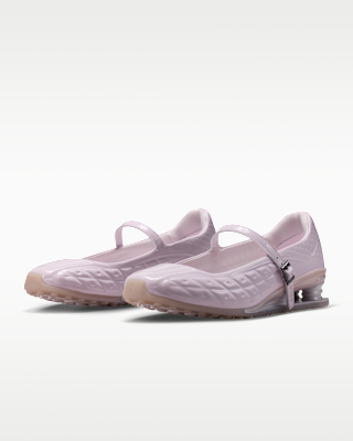 NIKE公式】ナイキ ショックス Z カリストラ ウィメンズシューズ